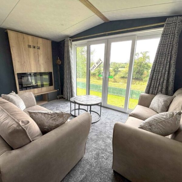 Beverley-Norwood-Lounge-768x576